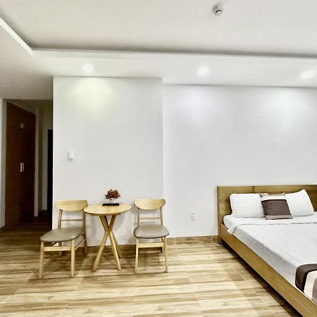 The Jade Hotel Near Tan Son Nhat Airport Хошимин Экстерьер фото