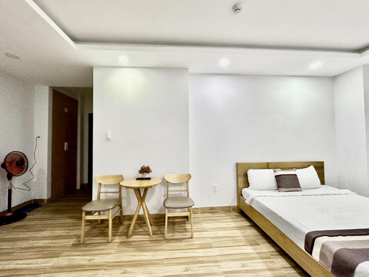 The Jade Hotel Near Tan Son Nhat Airport Хошимин Экстерьер фото