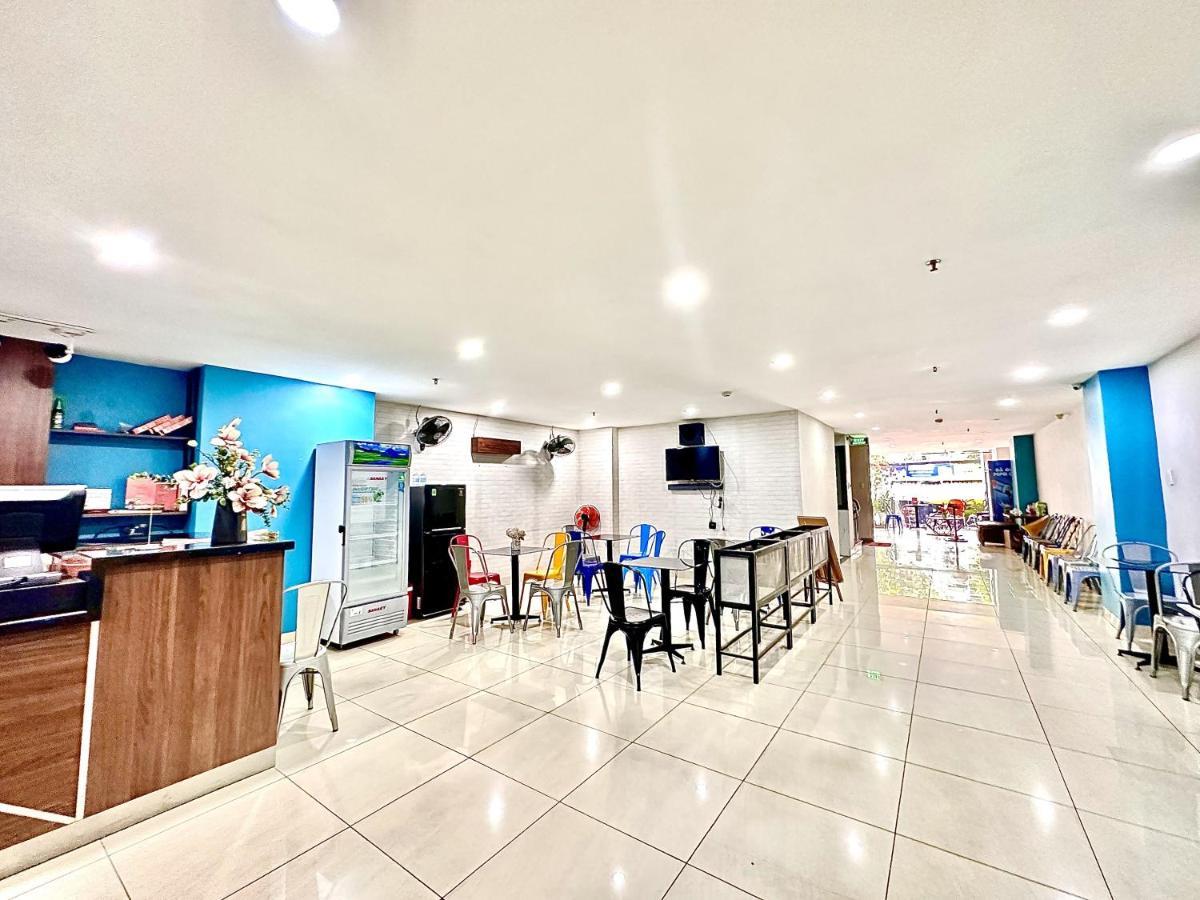 The Jade Hotel Near Tan Son Nhat Airport Хошимин Экстерьер фото
