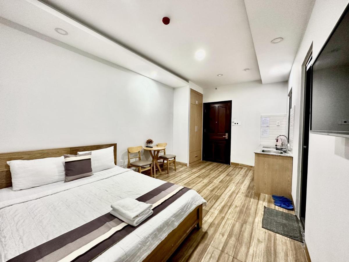 The Jade Hotel Near Tan Son Nhat Airport Хошимин Экстерьер фото